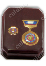 Медаль с миниатюрой "Почетный доктор наук" в футляре